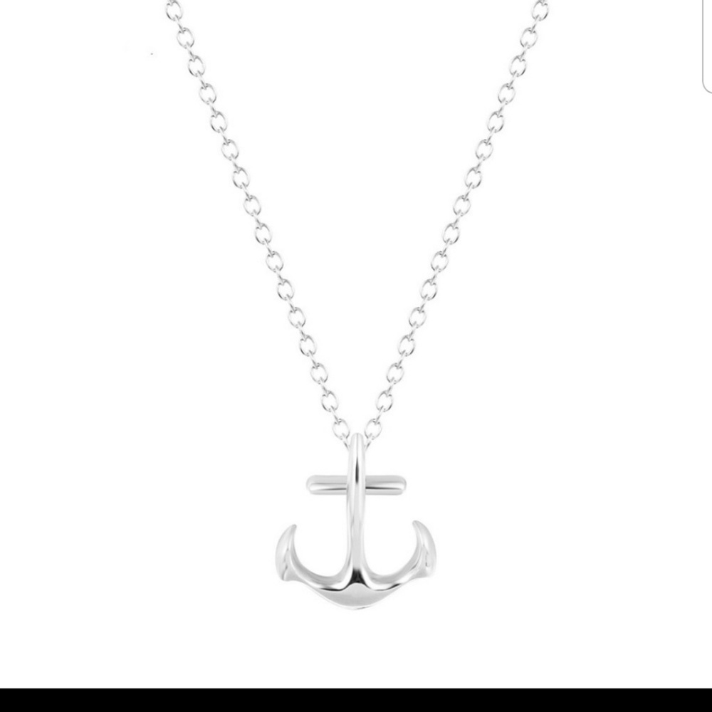 Silver anchor necklace